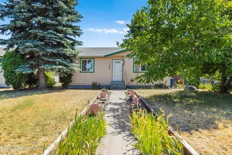 1704 E Coeur D Alene Ave, Post Falls, ID 83854