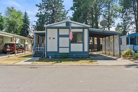 1138 W Deni St, Coeur D'alene, ID 83815