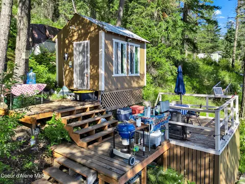 23157 W Lower Twin Lake Shr, Rathdrum, ID 83858