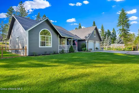 721 Chokecherry Dr, Bonners Ferry, ID 83805