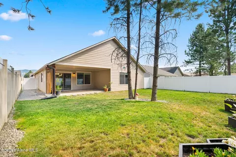 655 E Valley St S, Oldtown, ID 83822 photo 4