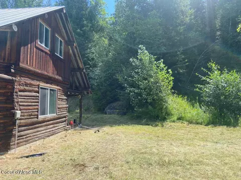 Exterior - 1456 Mountain Meadows Rd, Naples, ID 83847 photo 3 of 8