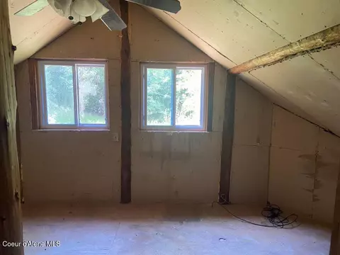 Bedroom - 1456 Mountain Meadows Rd, Naples, ID 83847 photo 2 of 2