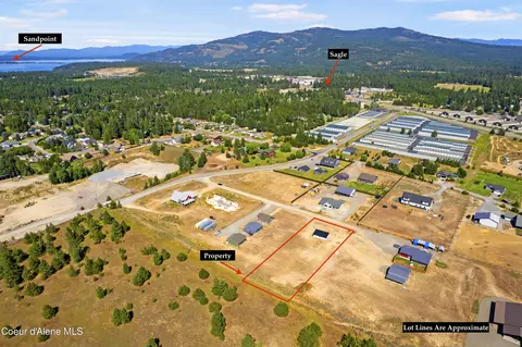 100 Omaha Way, Sagle, ID 83860