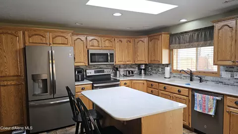 610 S First St, Pinehurst, ID 83850 photo 4
