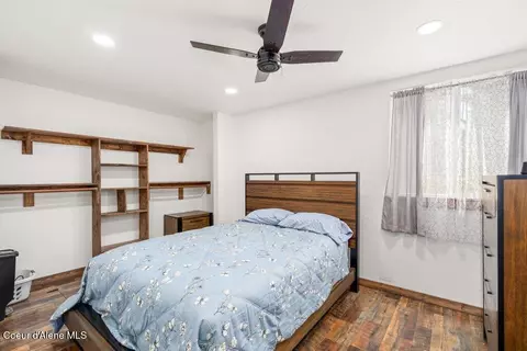 Bedroom - 1041 Cooper St, Plummer, ID 83851 photo 1 of 2