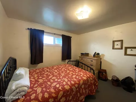 Bedroom - 415 W Brown Ave, Kellogg, ID 83837 photo 4 of 5