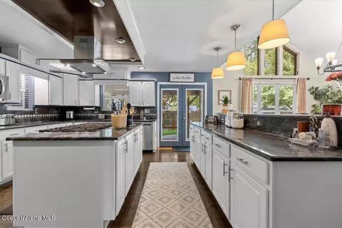 Kitchen - 3271 E Mountain View Dr, Post Falls, ID 83854 photo 2 of 5