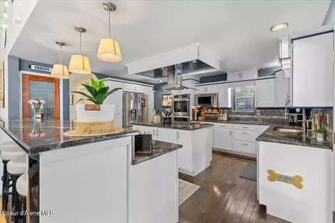 Kitchen - 3271 E Mountain View Dr, Post Falls, ID 83854 photo 5 of 5
