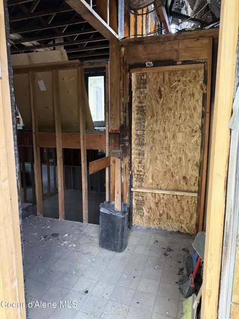 Entry Way - 1920 E Meadow Ln, Post Falls, ID 83854 photo 1 of 7