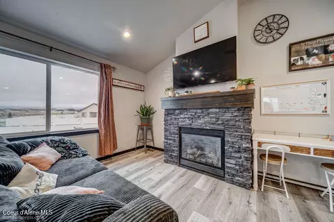 Living - 12175 Gipper Loop, Rathdrum, ID 83858 photo 1 of 1