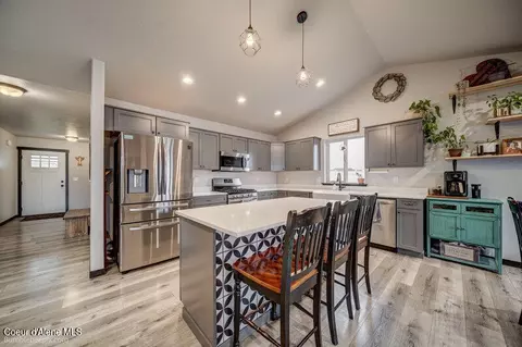 Kitchen - 12175 Gipper Loop, Rathdrum, ID 83858 photo 1 of 3