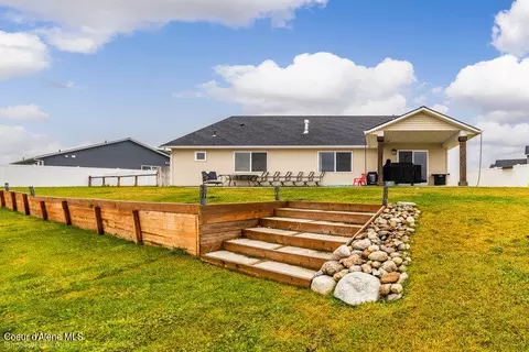 Exterior - 12175 Gipper Loop, Rathdrum, ID 83858 photo 5 of 9