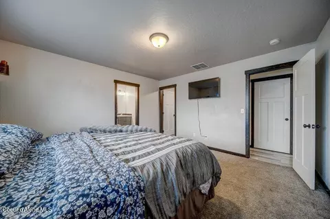 Bedroom - 12175 Gipper Loop, Rathdrum, ID 83858 photo 2 of 6