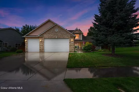 5887 N Harcourt Dr, Coeur D'alene, ID 83815