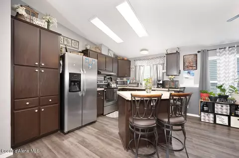 Kitchen - 609 Main St, Pinehurst, ID 83850 photo 2 of 4