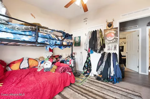 Bedroom - 609 Main St, Pinehurst, ID 83850 photo 3 of 5