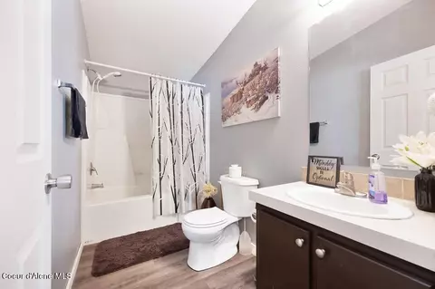 Bath - 609 Main St, Pinehurst, ID 83850 photo 3 of 3