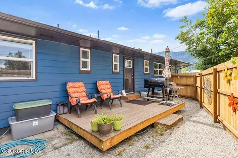 Exterior - 516 W Mullan Ave, Kellogg, ID 83837 photo 11 of 14