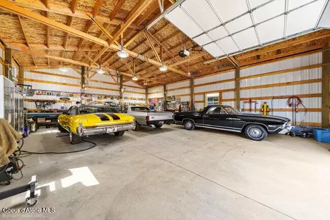 Exterior - 516 W Mullan Ave, Kellogg, ID 83837 photo 10 of 14