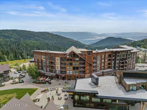 124 Village Ln #118, Sandpoint, ID 83864
