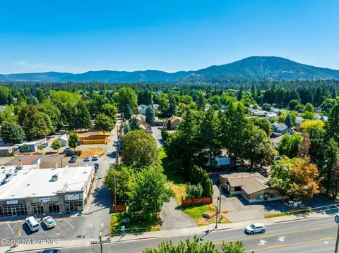 View/Area - 132 E Willow Tree Ln, Hayden, ID 83835 photo 2 of 15