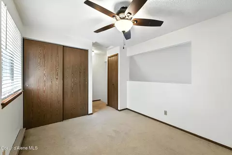 Bedroom - 132 E Willow Tree Ln, Hayden, ID 83835 photo 2 of 2