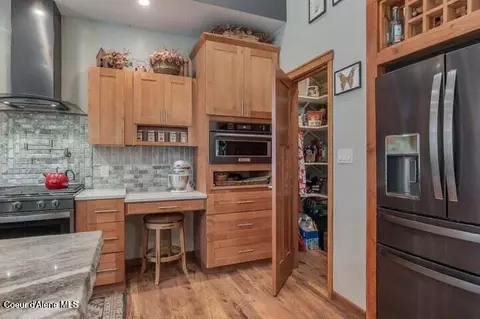 Kitchen - 14 Meadowlark Dr, Sagle, ID 83860 photo 5 of 5