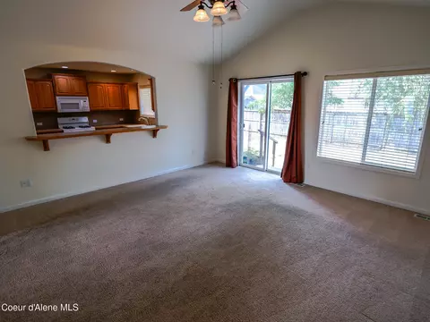 Living - 9568 N Macie Loop, Hayden, ID 83835 photo 1 of 3