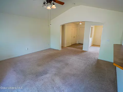 Living - 9568 N Macie Loop, Hayden, ID 83835 photo 3 of 3