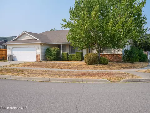 Exterior - 9568 N Macie Loop, Hayden, ID 83835 photo 3 of 9