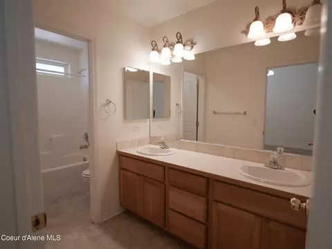 Bath - 9568 N Macie Loop, Hayden, ID 83835 photo 1 of 5