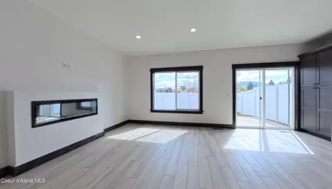 Living - 206 E Lobo Loop, Hayden, ID 83835 photo 3 of 3