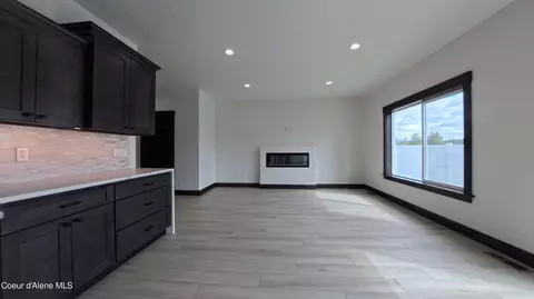 Living - 206 E Lobo Loop, Hayden, ID 83835 photo 1 of 3
