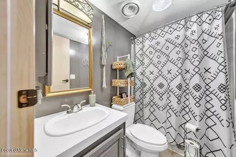 Bath - 18077 E Highway 54, Bayview, ID 83803 photo 1 of 1