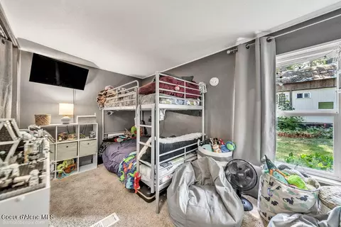 Bedroom - 18077 E Highway 54, Bayview, ID 83803 photo 1 of 2