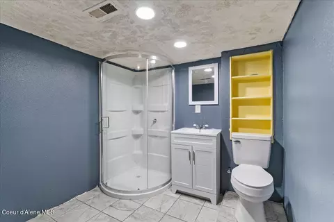 Bath - 306 Cameron Dr, Osburn, ID 83849 photo 2 of 2