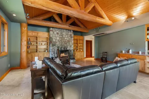 Living - 365 Simonsen Rd, Post Falls, ID 83854 photo 5 of 5
