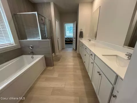 Entry Way - 327 E Burdock Lp, Hayden, ID 83835 photo 4 of 5