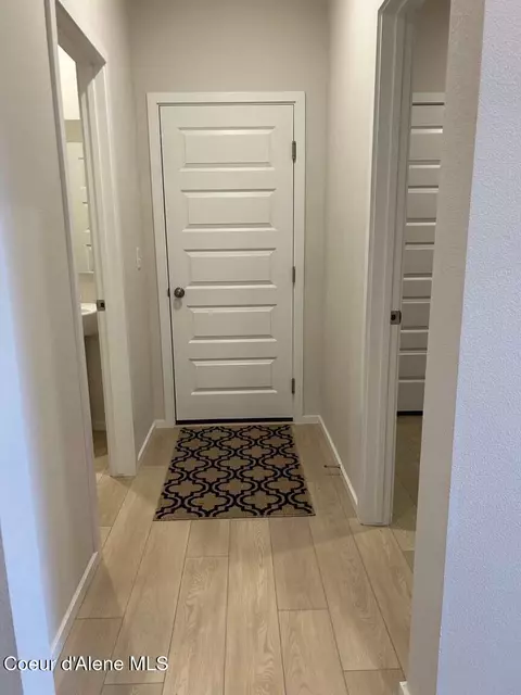 Entry Way - 327 E Burdock Lp, Hayden, ID 83835 photo 2 of 5