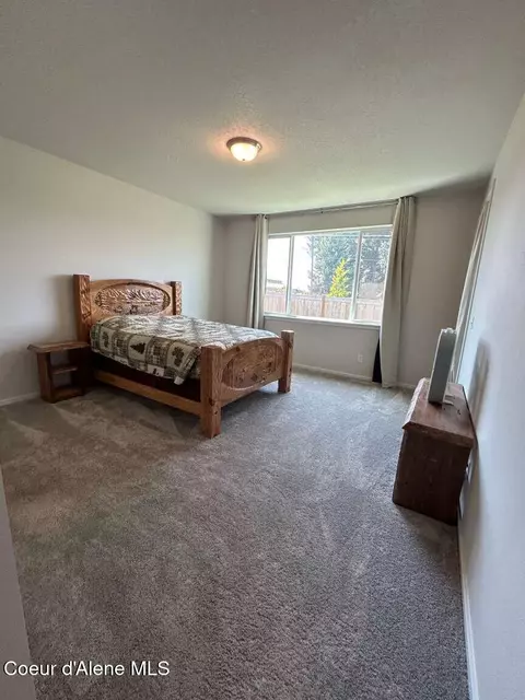 Bedroom - 327 E Burdock Lp, Hayden, ID 83835 photo 2 of 3