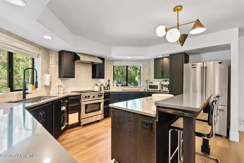 Kitchen - 478 Oden Bay Dr, Sandpoint, ID 83864 photo 4 of 5
