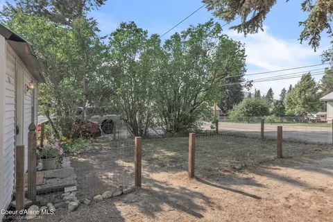 Exterior - 219 E 4th St S, Oldtown, ID 83822 photo 3 of 6