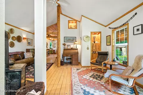 Living - 633 Old Mill Rd, Sandpoint, ID 83864 photo 1 of 3