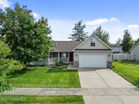 2082 E Goldleaf Ln, Coeur D'alene, ID 83815