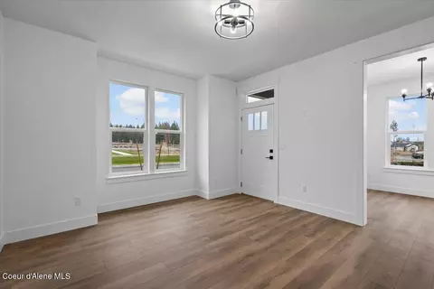 369 E Grosbeak Ave, Hayden, ID 83835 photo 9