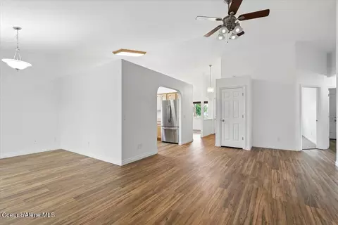 Living - 2167 E Wagon Trl, Post Falls, ID 83854 photo 2 of 3