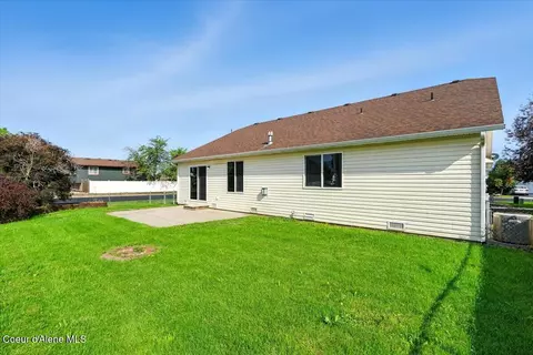 Exterior - 2167 E Wagon Trl, Post Falls, ID 83854 photo 3 of 5