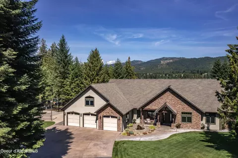 3951 Old Priest River Rd, Priest River, ID 83856