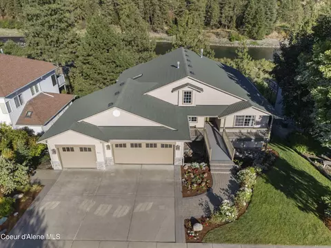 821 S Majestic View Dr, Post Falls, ID 83854